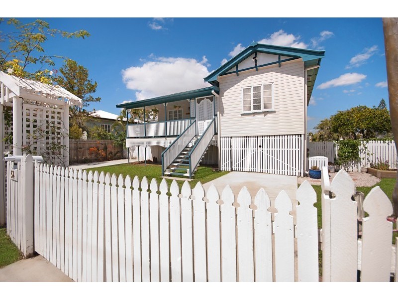 54 Cooper Street, Currajong QLD 4812