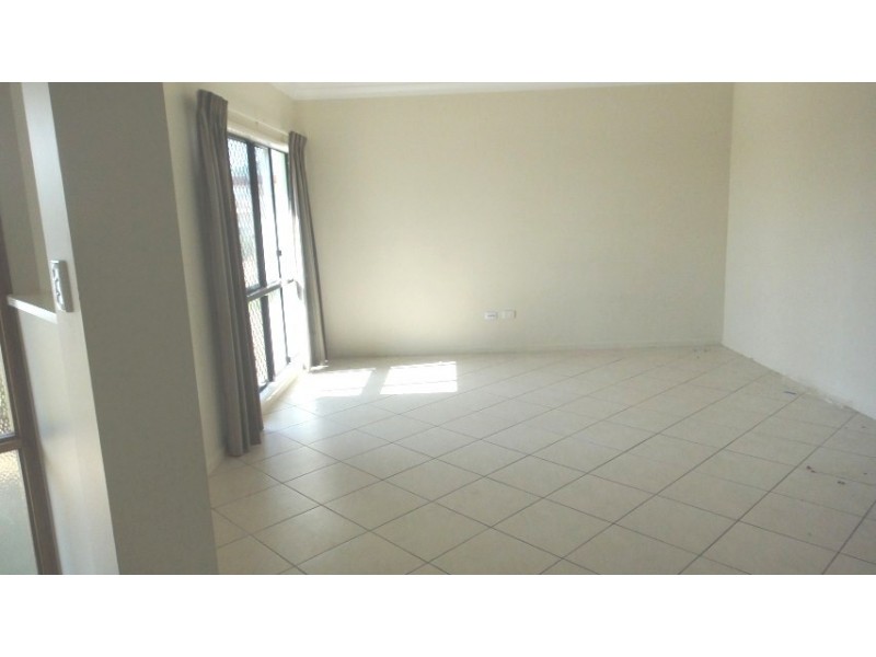 8 Angelus Place, Kirwan QLD 4817