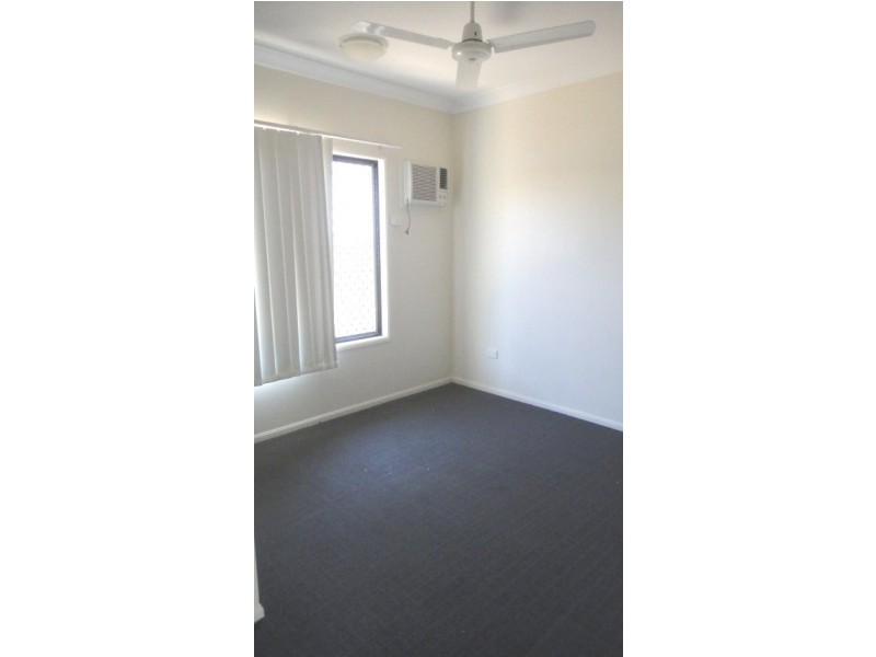 8 Angelus Place, Kirwan QLD 4817