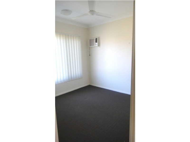 8 Angelus Place, Kirwan QLD 4817