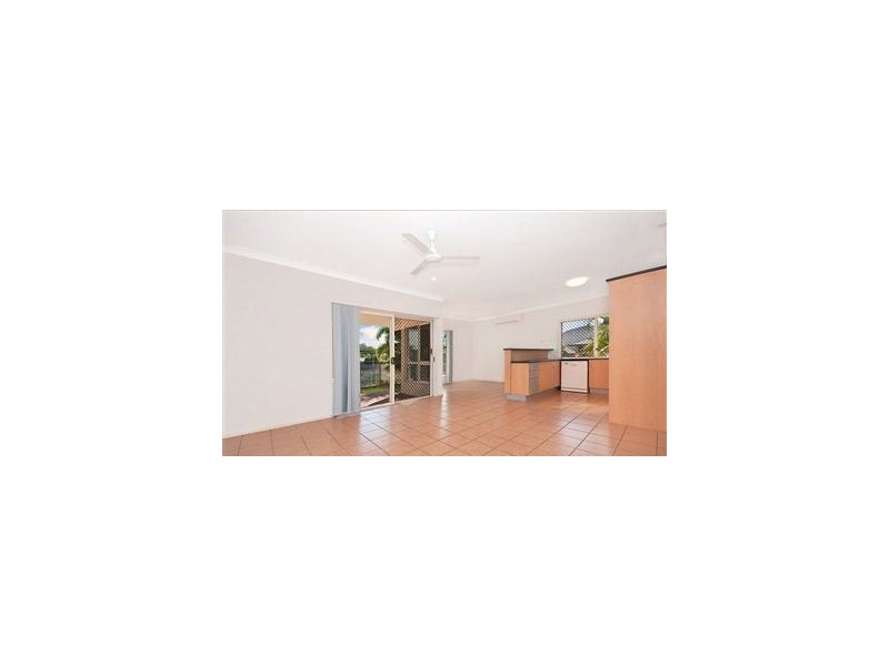114 Riverbend Drive, Douglas QLD 4814