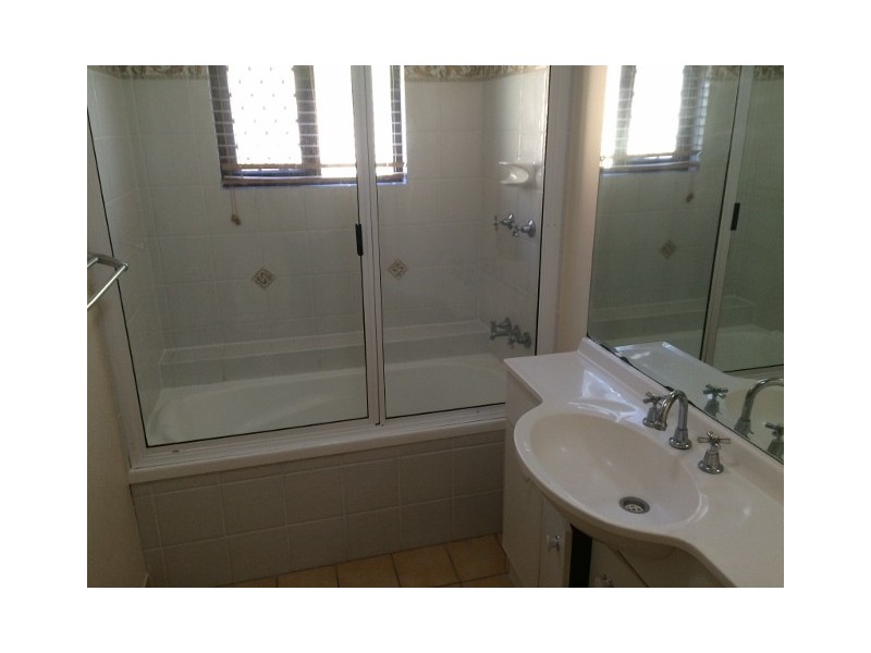 9/2 New England Court, Douglas QLD 4814