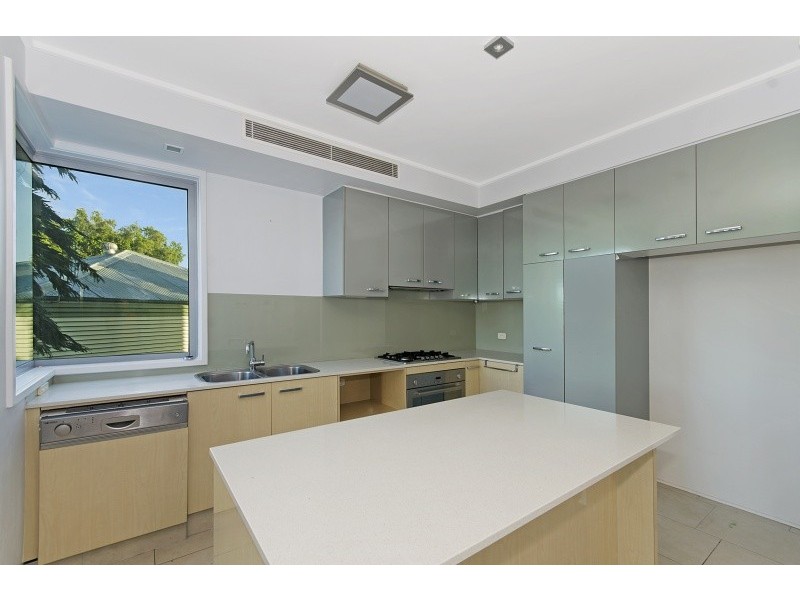 304/72 The Strand, North Ward QLD 4810
