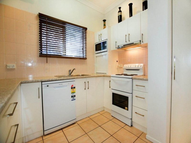 2/22 Halloran Street, Rosslea QLD 4812