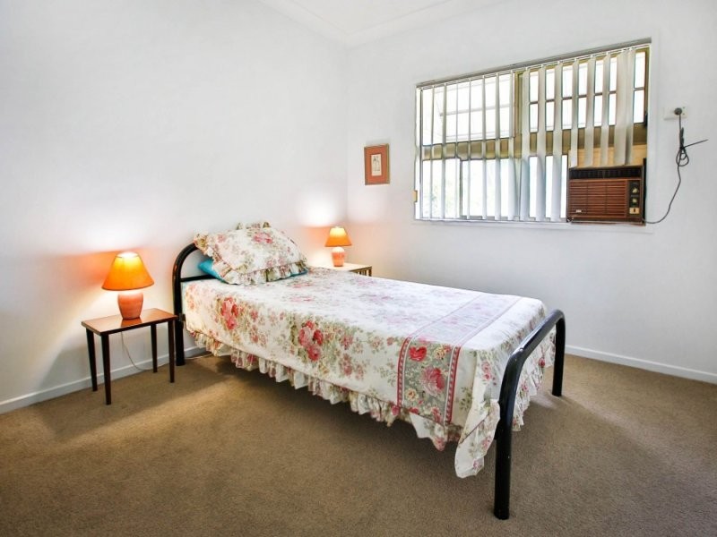 2/22 Halloran Street, Rosslea QLD 4812