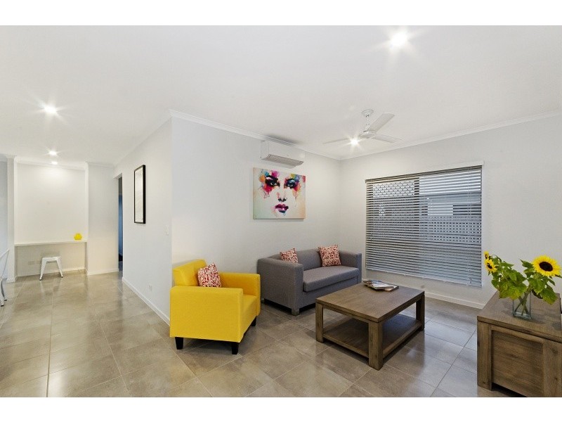 97 Sanctum Boulevard, Mount Low QLD 4818