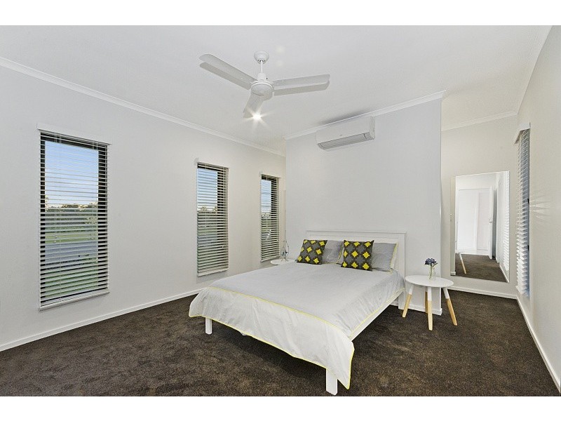 97 Sanctum Boulevard, Mount Low QLD 4818