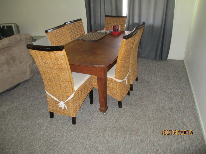 Room 2/18 Aloomba St, Cranbrook QLD 4814