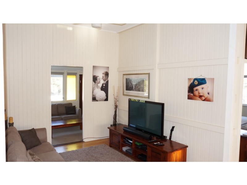 74 Todd Street, Railway Estate QLD 4810