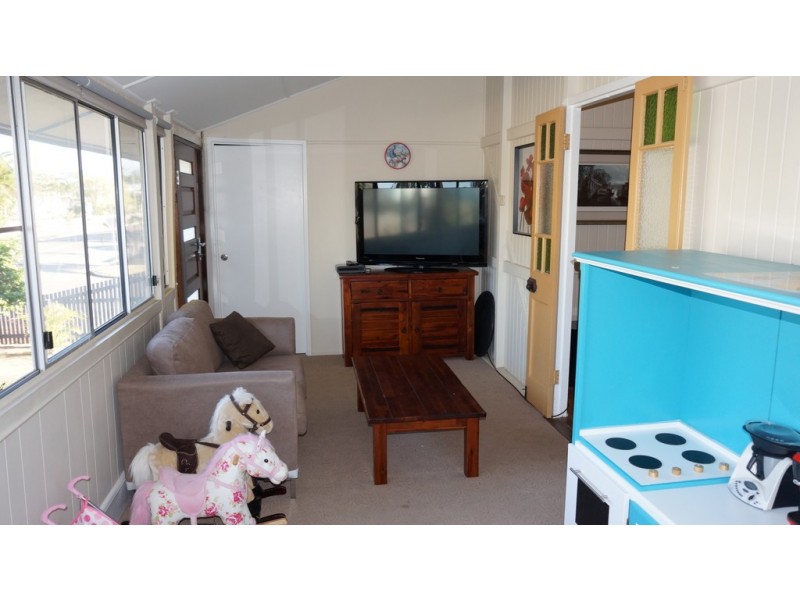 74 Todd Street, Railway Estate QLD 4810