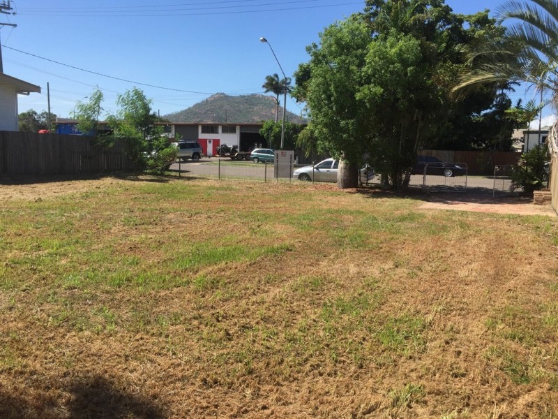 5 Putt Street, Railway Estate QLD 4810