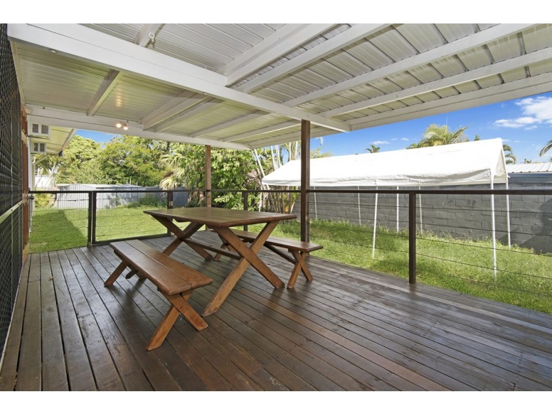 12 Lindeman Avennue, Cranbrook QLD 4814
