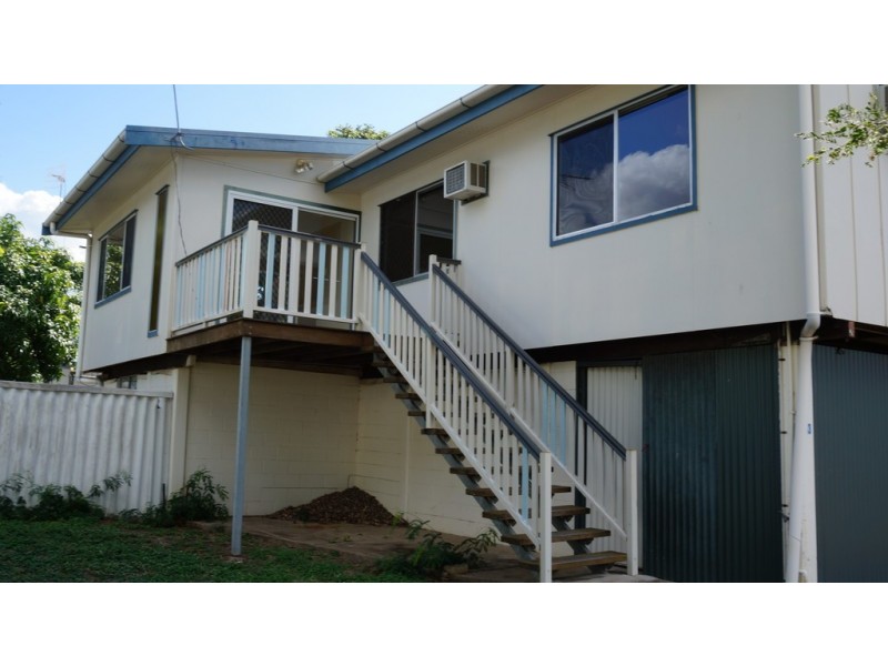 33 Davies Street, Mount Louisa QLD 4814