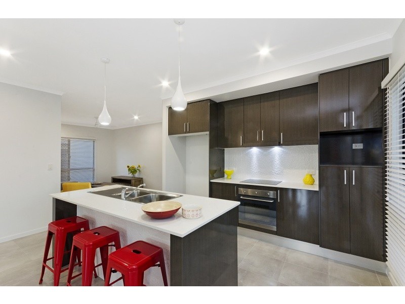 55 Marblewood Circuit, Mount Low QLD 4818