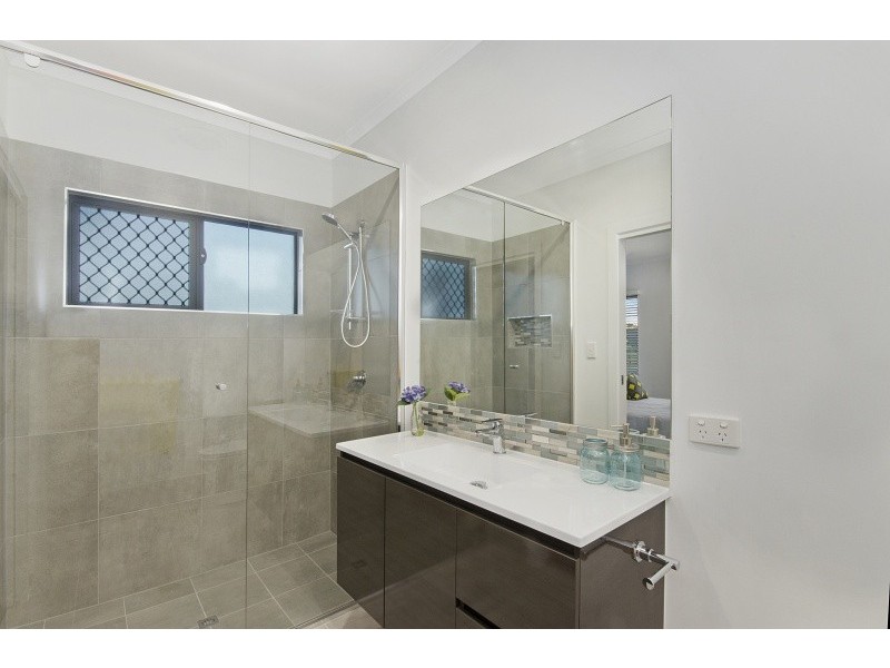 55 Marblewood Circuit, Mount Low QLD 4818