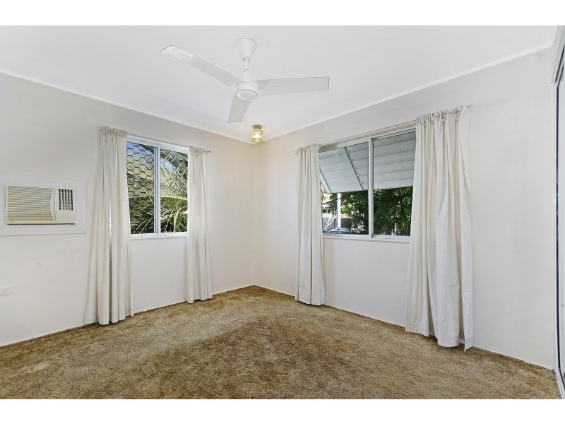 14 Bancroft Street, Mount Louisa QLD 4814