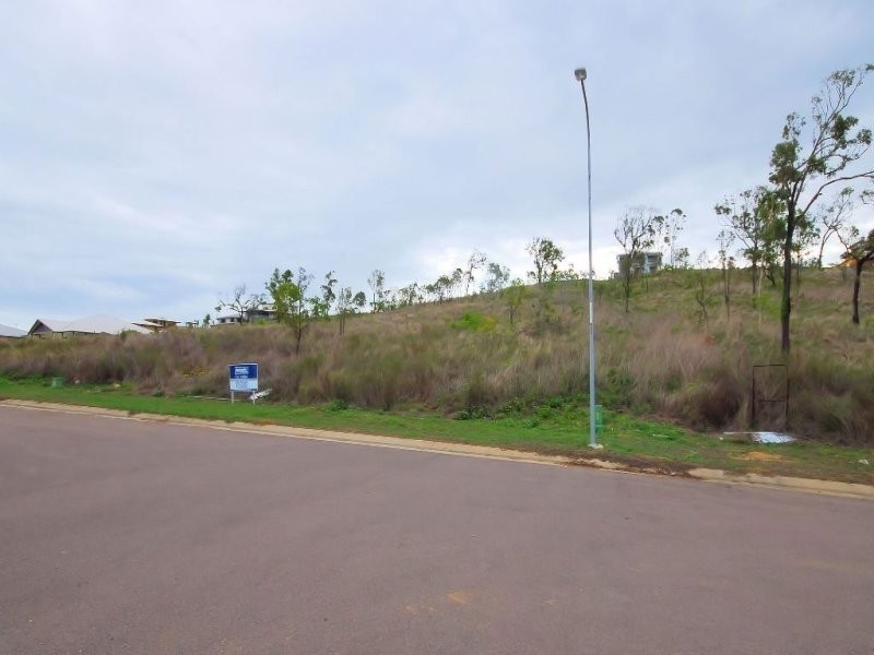 19 Genesta Court, Bushland Beach QLD 4818