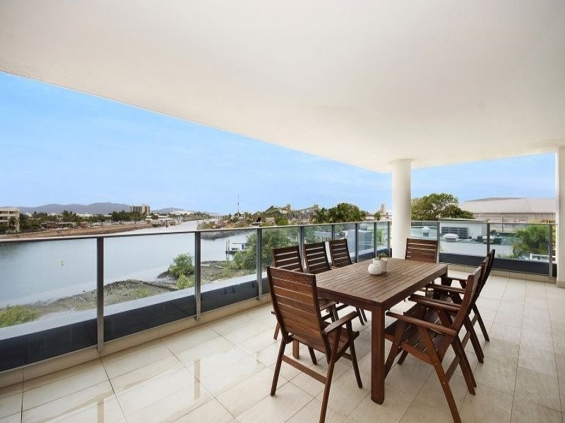 409/69 Palmer Street, South Townsville QLD 4810