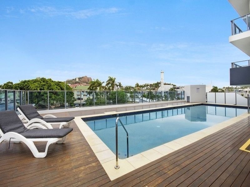 409/69 Palmer Street, South Townsville QLD 4810