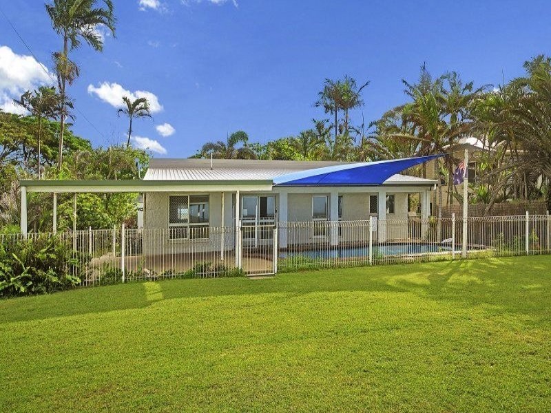 27 Cay Street, Saunders Beach QLD 4818