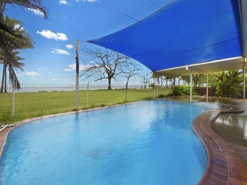 27 Cay Street, Saunders Beach QLD 4818