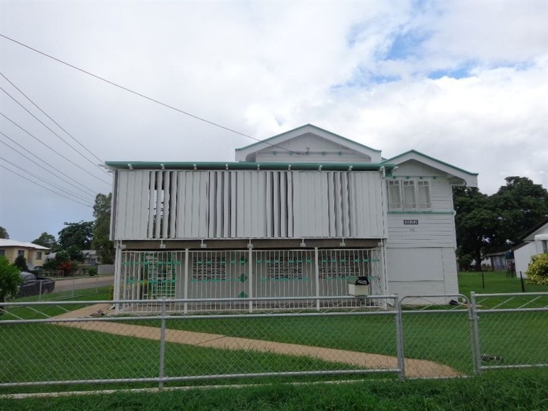 98 Ireland Street, Oonoonba QLD 4811