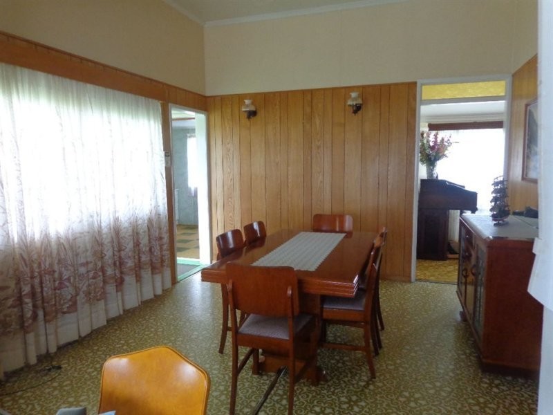 98 Ireland Street, Oonoonba QLD 4811