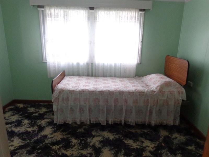 98 Ireland Street, Oonoonba QLD 4811