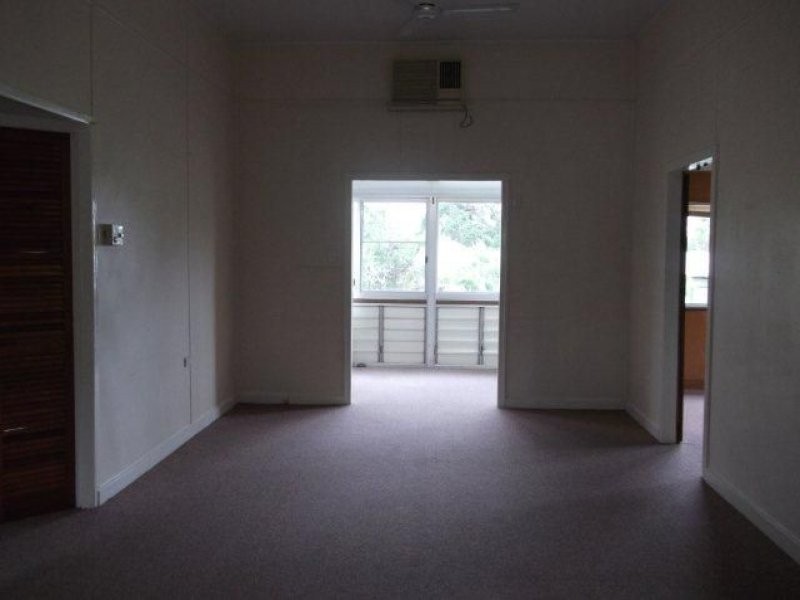 2/109 Goodwin Street, Currajong QLD 4812