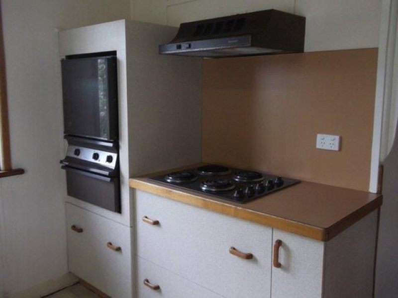 2/109 Goodwin Street, Currajong QLD 4812