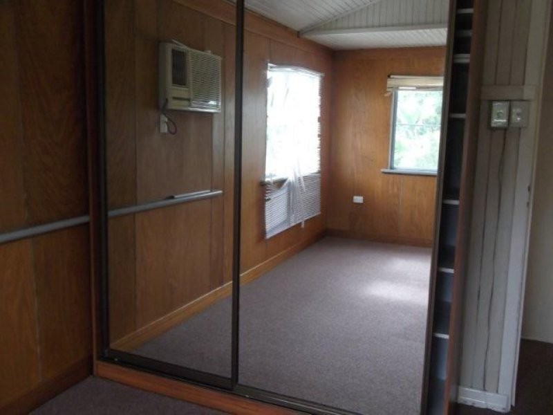 2/109 Goodwin Street, Currajong QLD 4812