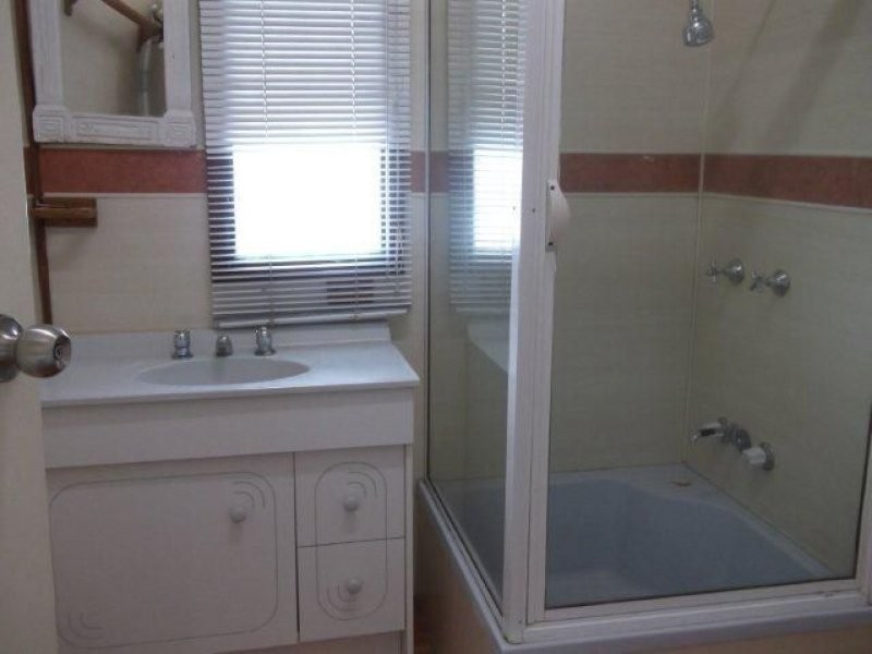 2/109 Goodwin Street, Currajong QLD 4812