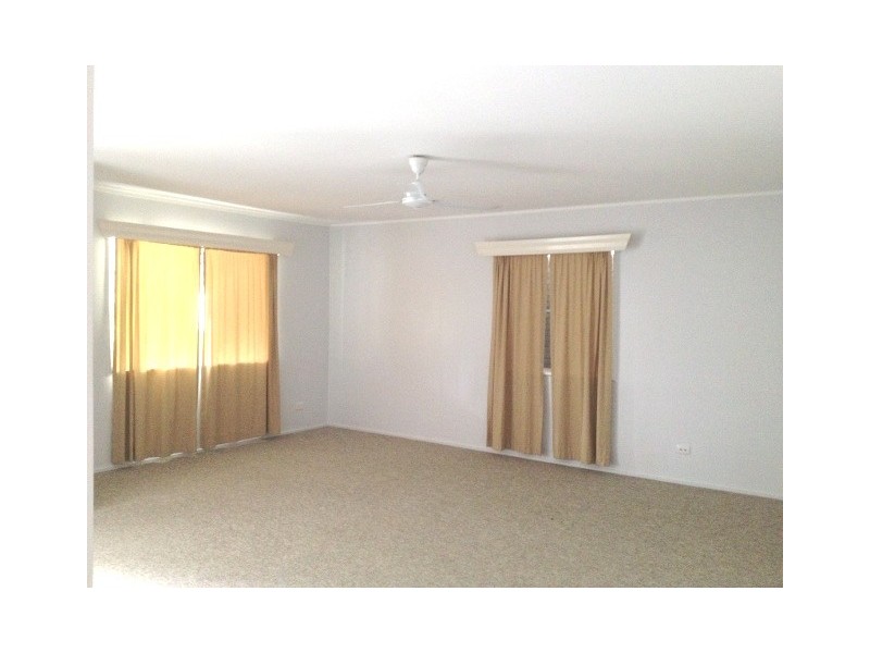 4 Flamingo Street, Condon QLD 4815