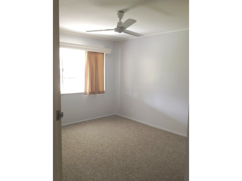 4 Flamingo Street, Condon QLD 4815