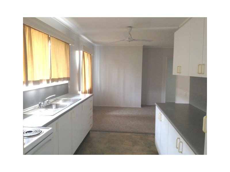 4 Flamingo Street, Condon QLD 4815