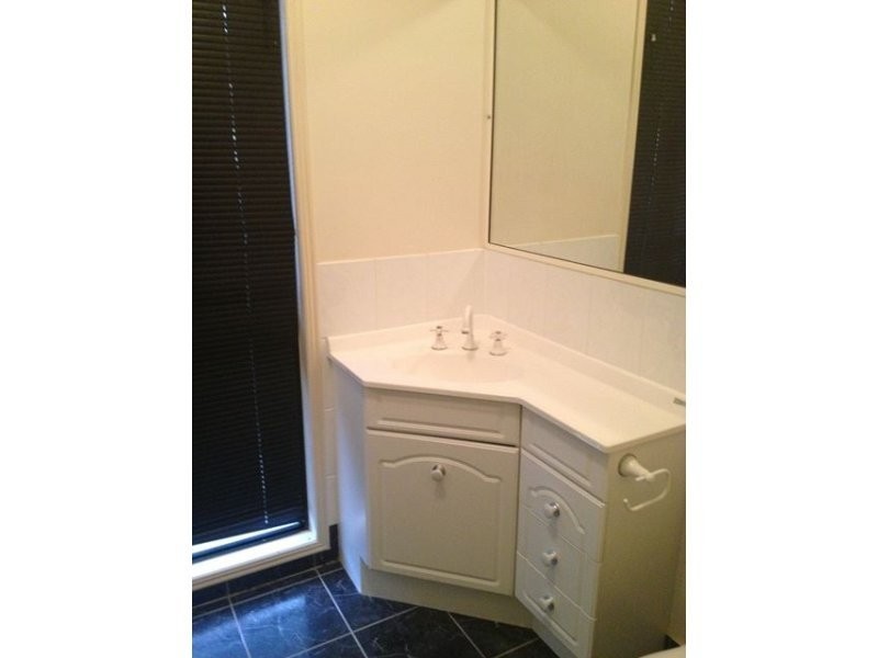 8 Bartels Close, Kirwan QLD 4817