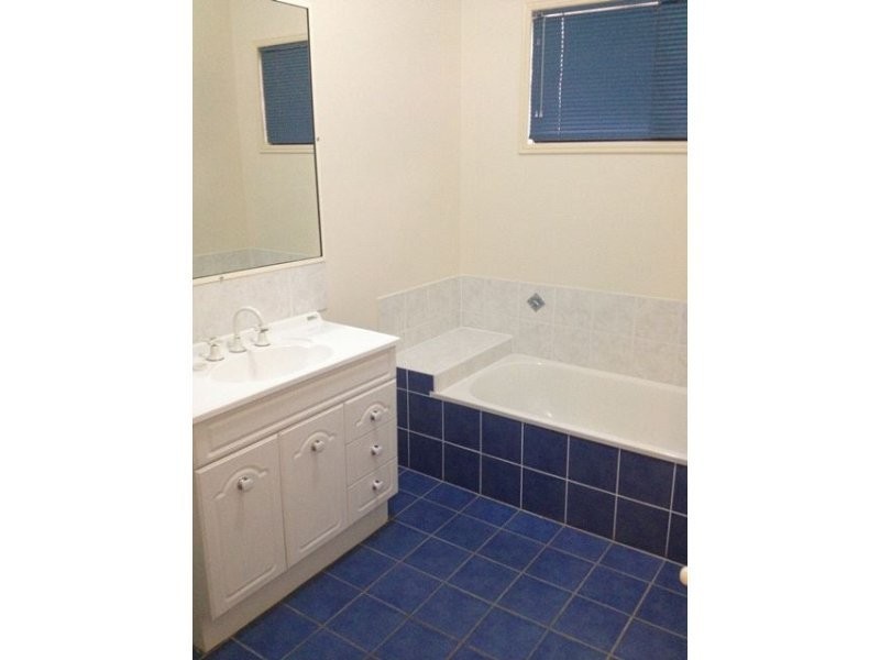 8 Bartels Close, Kirwan QLD 4817