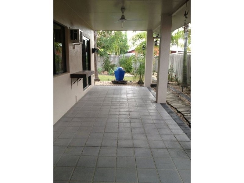 8 Bartels Close, Kirwan QLD 4817