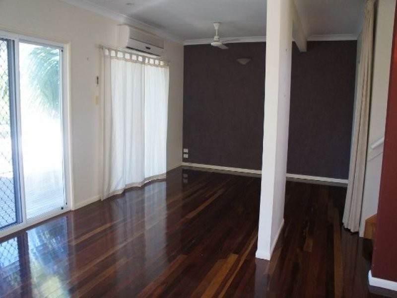 1A Scully Street, West End QLD 4810