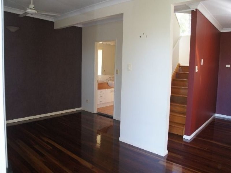 1A Scully Street, West End QLD 4810