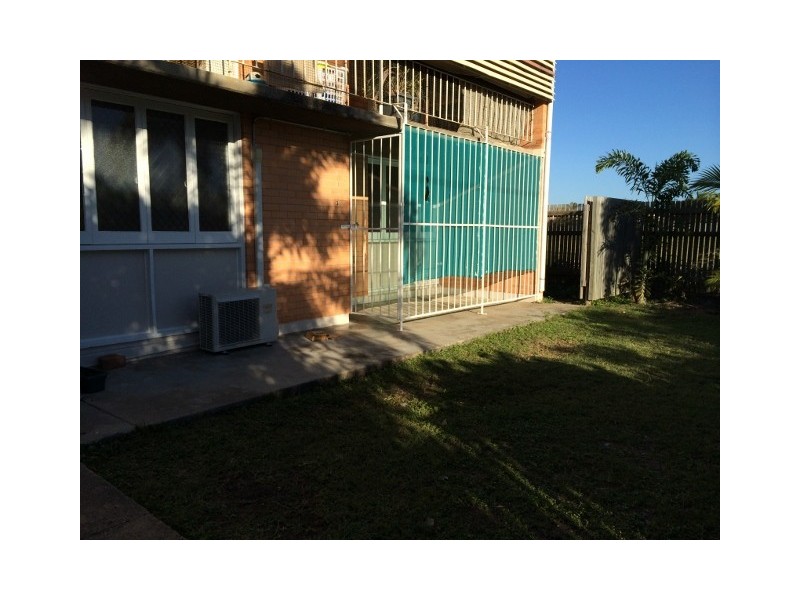3/13 Percy Street, West End QLD 4810