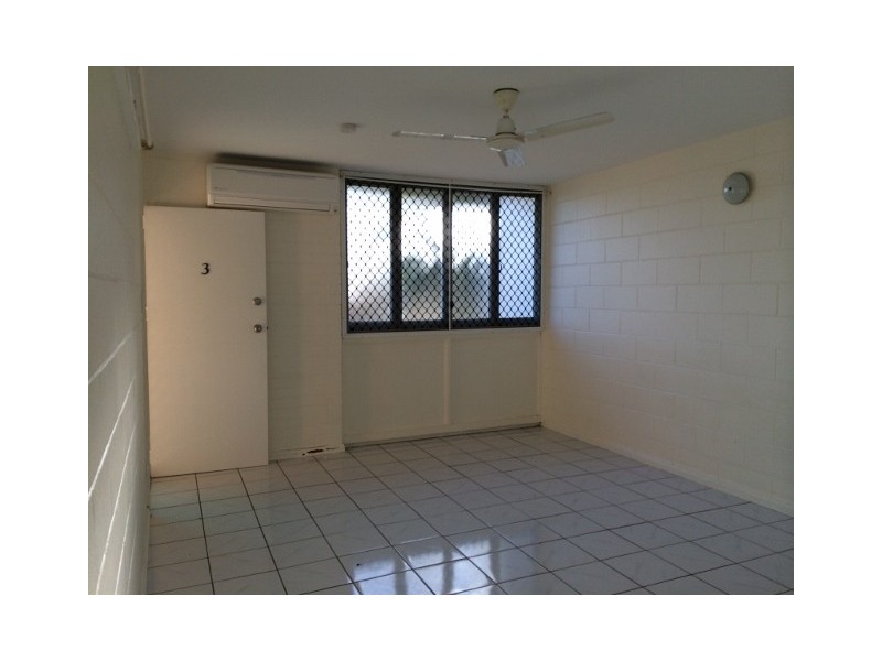 3/13 Percy Street, West End QLD 4810