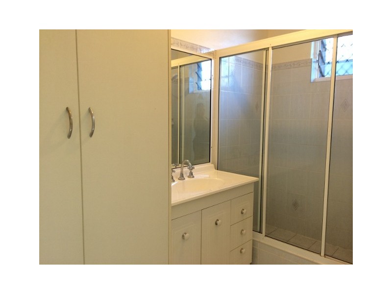 3/13 Percy Street, West End QLD 4810