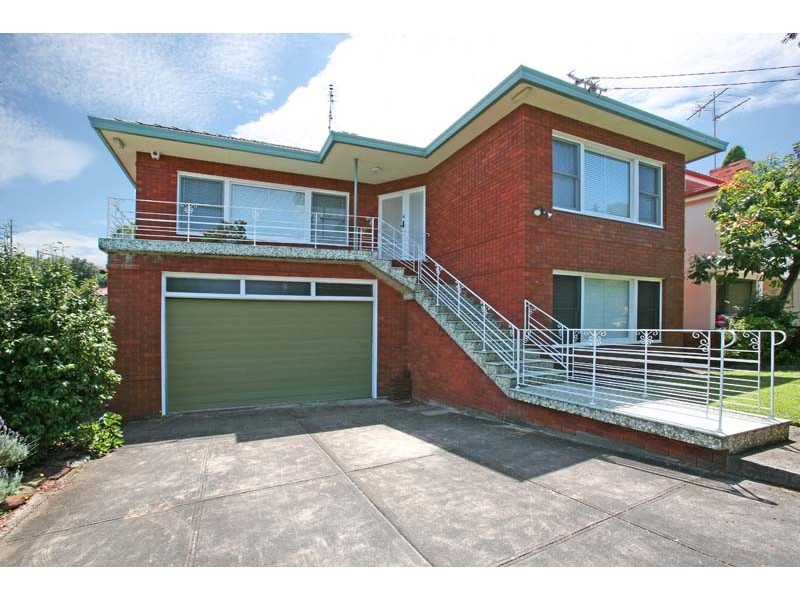 38 Rosebank Cres, Hurstville NSW 2220