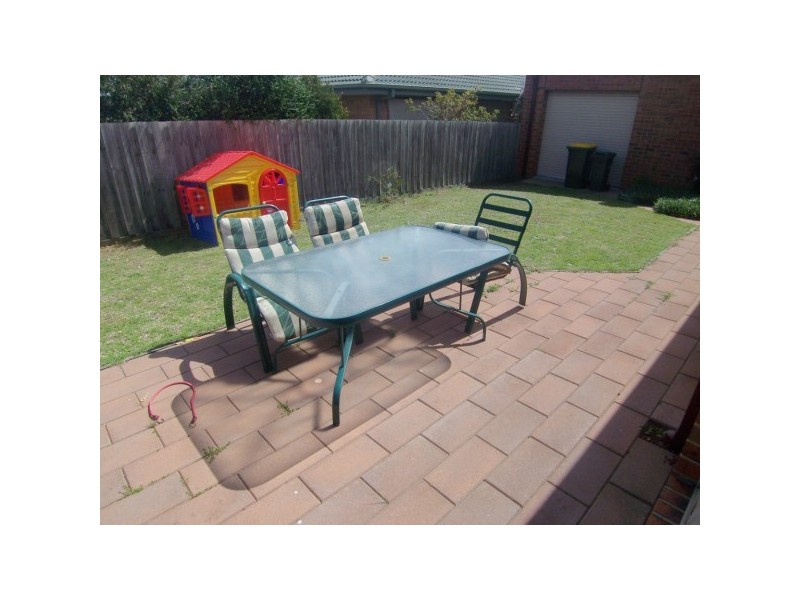 52 Oberon Drive, Carrum Downs VIC 3201