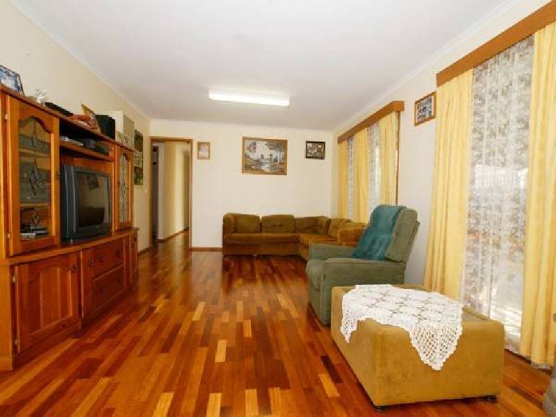 23 Laurel Crescent, Carrum Downs VIC 3201