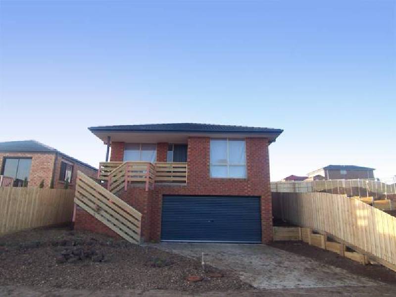 29 McGowan Drive, Skye VIC 3977