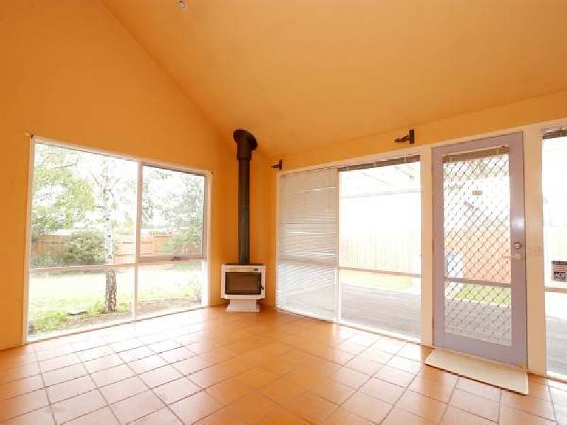 26 Whipbird Drive, Carrum Downs VIC 3201