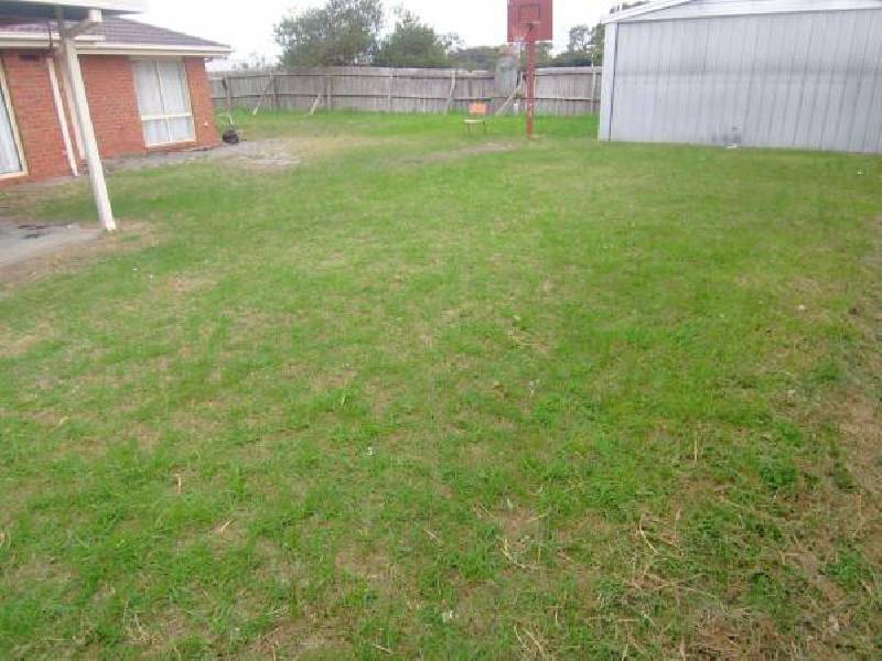 5 Turnstone Court, Carrum Downs VIC 3201