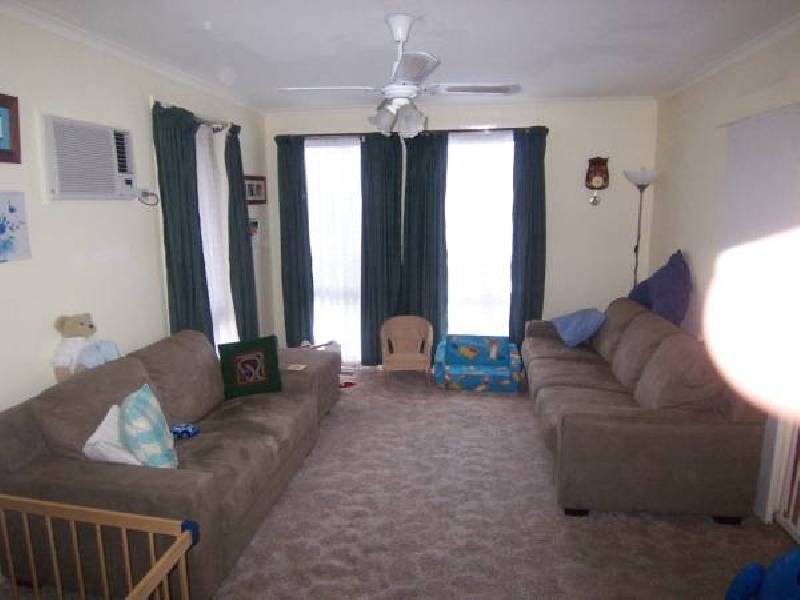 92 Tamarisk Drive, Frankston North VIC 3200